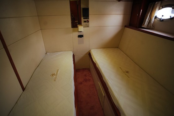 Mayyas yacht | AED800/hour